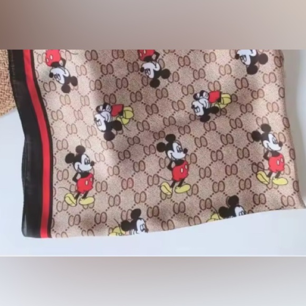 Mickey Twill Wrap - image 1